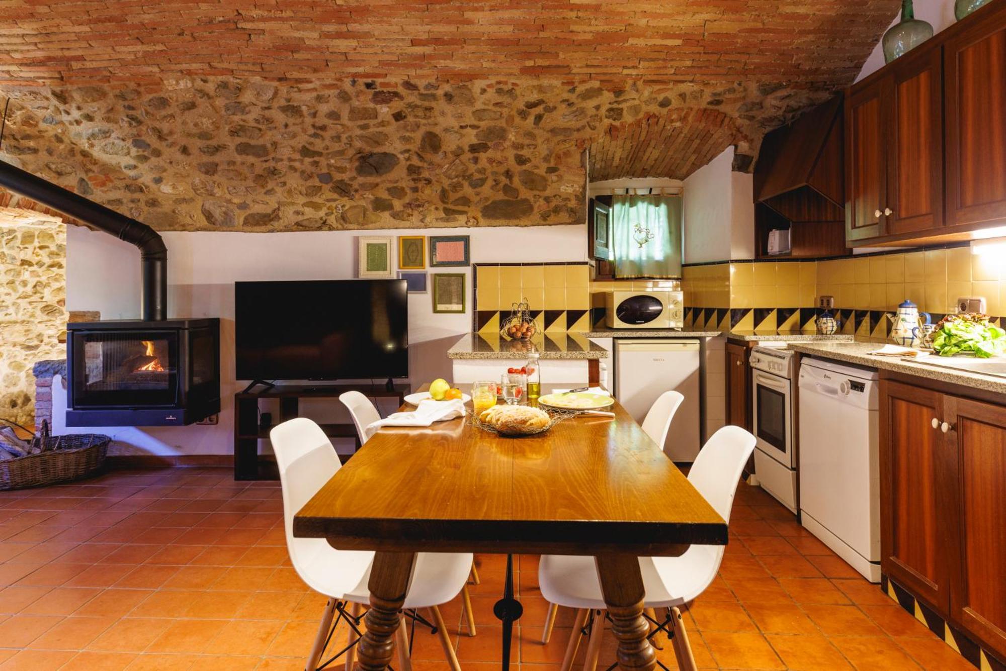 Turisme Rural - Mas Vila - Monells La Bisbal d'Emporda Exterior photo